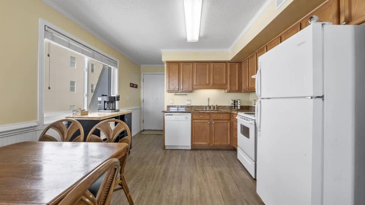 *2Br Oceanfront Retreat*King Ensuite*Pool*Nmb Cherry Grove*Pc4 Myrtle Beach Ngoại thất bức ảnh